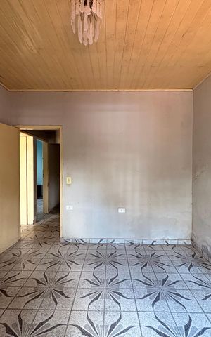 Casa à venda com 90m², 2 quartos e 4 vagas Casa à venda com 90m², 2 quartos e 4 vagasQuarto 1