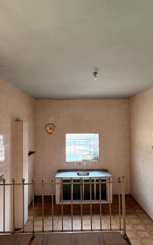 Casa à venda com 90m², 2 quartos e 4 vagas Casa à venda com 90m², 2 quartos e 4 vagasCozinha/ lavanderia