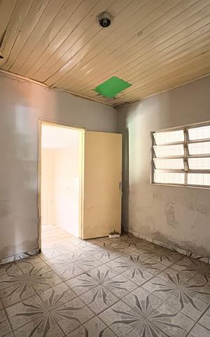 Casa à venda com 90m², 2 quartos e 4 vagas Casa à venda com 90m², 2 quartos e 4 vagasCopa