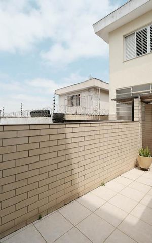 Casa à venda com 143m², 4 quartos e 2 vagasÁrea de Serviço