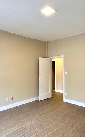 Apartamento para alugar com 150m², 3 quartos e 1 vaga