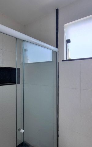 Casa de condomínio para alugar com 400m², 4 quartos e 3 vagasBanheiro de serviço