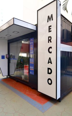 Apartamento à venda com 54m², 2 quartos e 1 vagaMini Mercado
