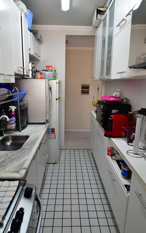 Apartamento à venda com 54m², 2 quartos e 1 vagaCozinha