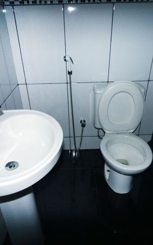 Apartamento para alugar com 105m², 2 quartos e sem vagaBanheiro