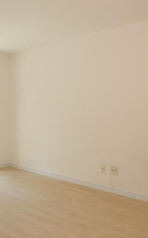Apartamento à venda com 83m², 3 quartos e 2 vagas Apartamento à venda com 83m², 3 quartos e 2 vagasSala