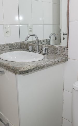 Apartamento à venda com 83m², 3 quartos e 2 vagas Apartamento à venda com 83m², 3 quartos e 2 vagasBanheiro Suíte