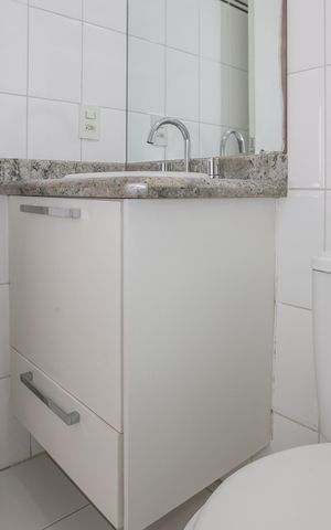Apartamento à venda com 83m², 3 quartos e 2 vagas Apartamento à venda com 83m², 3 quartos e 2 vagasBanheiro Suíte