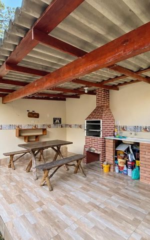 Casa para alugar com 75m², 2 quartos e 1 vagaÁrea externa