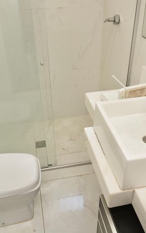 Apartamento para alugar com 100m², 3 quartos e 1 vaga Apartamento para alugar com 100m², 3 quartos e 1 vagaSuíte - Banheiro