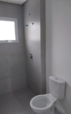 Casa de condomínio para alugar com 118m², 3 quartos e 2 vagas Casa de condomínio para alugar com 118m², 3 quartos e 2 vagasBanheiro