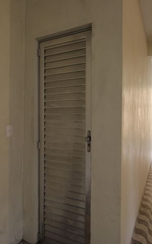 Casa à venda com 136m², 3 quartos e 2 vagasÁrea de serviço - Depósito