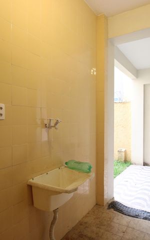Casa à venda com 136m², 3 quartos e 2 vagasÁrea de serviço