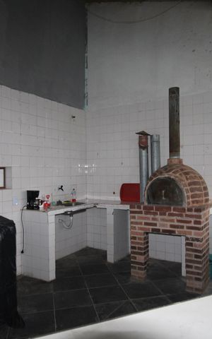 Casa à venda com 136m², 3 quartos e 2 vagas