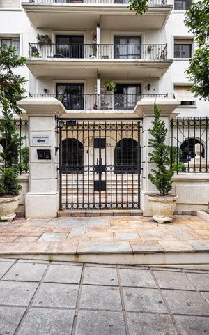 Apartamento para alugar com 109m², 3 quartos e 2 vagasFachada