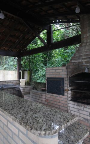 Casa à venda com 136m², 3 quartos e 2 vagasÁrea comum - Churrasqueira
