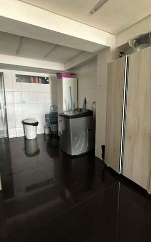 Casa para alugar com 520m², 3 quartos e 4 vagasÁrea de Serviço
