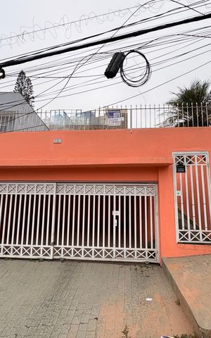 Casa para alugar com 150m², 3 quartos e 2 vagas
