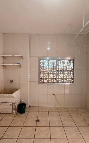 Casa para alugar com 150m², 3 quartos e 2 vagas Casa para alugar com 150m², 3 quartos e 2 vagasLavanderia