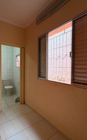 Casa para alugar com 150m², 3 quartos e 2 vagas Casa para alugar com 150m², 3 quartos e 2 vagasSuite