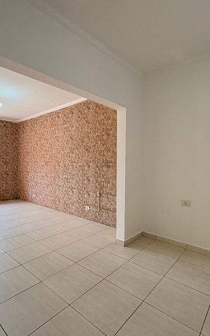 Casa para alugar com 150m², 3 quartos e 2 vagas Casa para alugar com 150m², 3 quartos e 2 vagasCozinha
