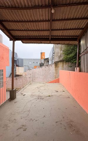 Casa para alugar com 150m², 3 quartos e 2 vagas Casa para alugar com 150m², 3 quartos e 2 vagasÁrea churrascaria