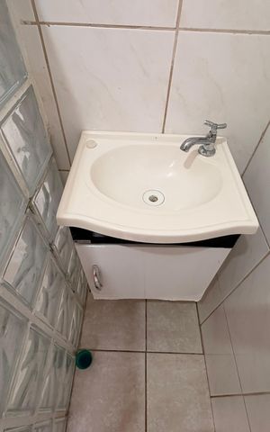 Casa para alugar com 150m², 3 quartos e 2 vagas Casa para alugar com 150m², 3 quartos e 2 vagasBanheiro da Suíte