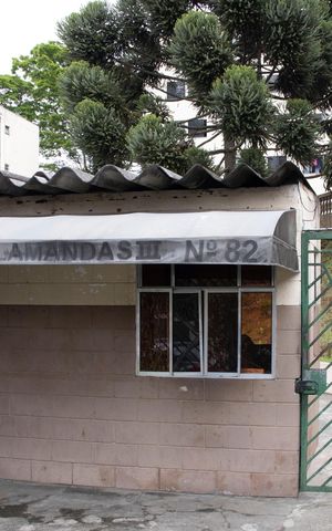 Apartamento para alugar com 56m², 2 quartos e sem vagaFachada 