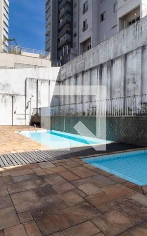 Apartamento para alugar com 50m², 2 quartos e 1 vaga Apartamento para alugar com 50m², 2 quartos e 1 vagaÁrea comum - Piscina