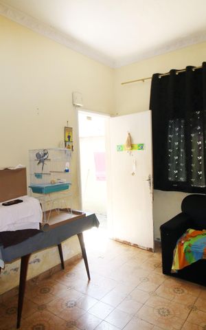 Casa à venda com 80m², 2 quartos e 1 vagaSala