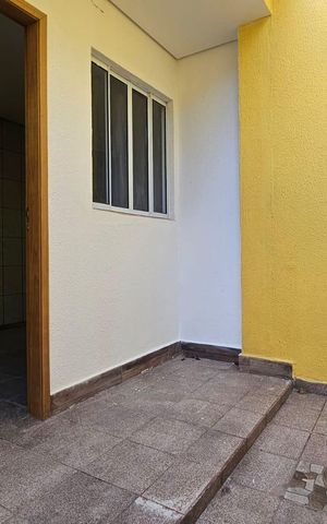 Casa para alugar com 60m², 2 quartos e 1 vaga Casa para alugar com 60m², 2 quartos e 1 vagaÁrea externa