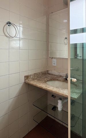 Apartamento à venda com 58m², 2 quartos e 1 vaga Apartamento à venda com 58m², 2 quartos e 1 vagaBanheiro Social