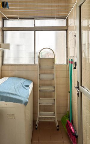 Apartamento à venda com 58m², 2 quartos e 1 vaga Apartamento à venda com 58m², 2 quartos e 1 vagaÁrea de Serviço