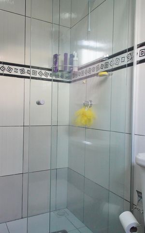 Casa à venda com 230m², 2 quartos e 3 vagasBanheiro da Suíte