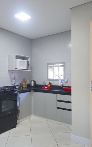 Casa à venda com 230m², 2 quartos e 3 vagasCozinha