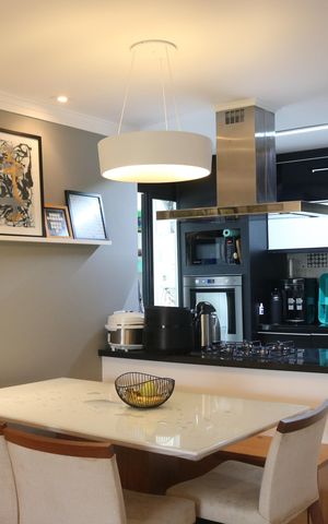 Apartamento à venda com 98m², 2 quartos e 2 vagasCozinha e Área de Serviço