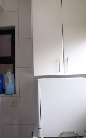 Apartamento à venda com 98m², 2 quartos e 2 vagasCozinha e Área de Serviço
