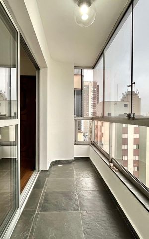 Apartamento à venda com 134m², 3 quartos e 2 vagas Apartamento à venda com 134m², 3 quartos e 2 vagasVaranda