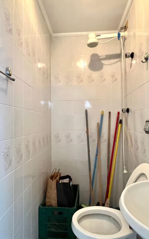 Apartamento à venda com 134m², 3 quartos e 2 vagas Apartamento à venda com 134m², 3 quartos e 2 vagasBanheiro de serviço