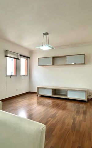 Apartamento à venda com 134m², 3 quartos e 2 vagas Apartamento à venda com 134m², 3 quartos e 2 vagasSala