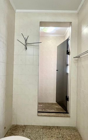 Apartamento à venda com 134m², 3 quartos e 2 vagas Apartamento à venda com 134m², 3 quartos e 2 vagasBanheiro da Suíte