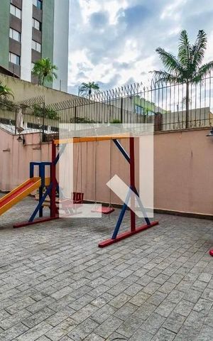 Apartamento à venda com 134m², 3 quartos e 2 vagas Apartamento à venda com 134m², 3 quartos e 2 vagasÁrea comum - Playground