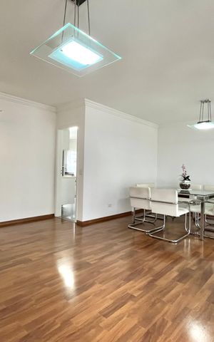Apartamento à venda com 134m², 3 quartos e 2 vagas Apartamento à venda com 134m², 3 quartos e 2 vagasSala