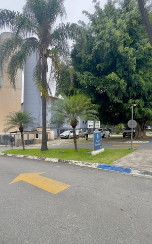 Apartamento para alugar com 52m², 2 quartos e 1 vaga Apartamento para alugar com 52m², 2 quartos e 1 vagaFachada e portaria