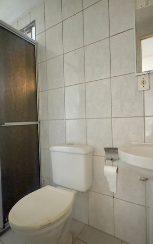 Apartamento para alugar com 52m², 2 quartos e 1 vaga Apartamento para alugar com 52m², 2 quartos e 1 vagaBanheiro