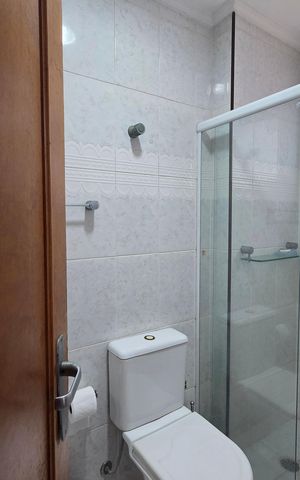 Apartamento para alugar com 118m², 3 quartos e 2 vagas Apartamento para alugar com 118m², 3 quartos e 2 vagasBanheiro da Suíte 1