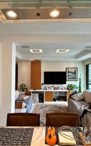 Apartamento à venda com 197m², 4 quartos e 2 vagasSala