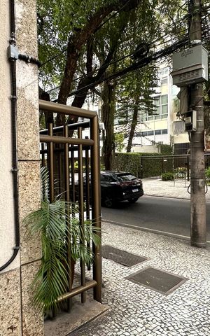 Apartamento à venda com 197m², 4 quartos e 2 vagasPlaca