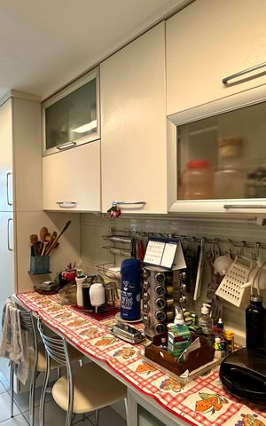 Apartamento à venda com 197m², 4 quartos e 2 vagasCozinha