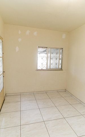 Casa para alugar com 254m², 3 quartos e 1 vaga Casa para alugar com 254m², 3 quartos e 1 vagaSala